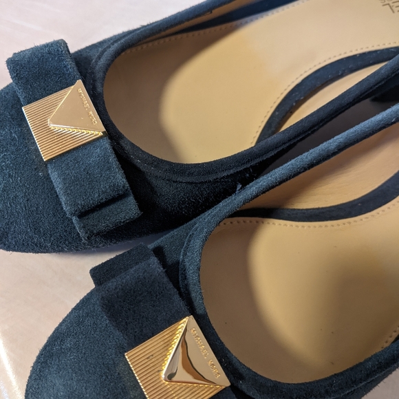 Michael Kors Block Heel Velvet Velour Pump Mary Jane - Picture 3 of 11